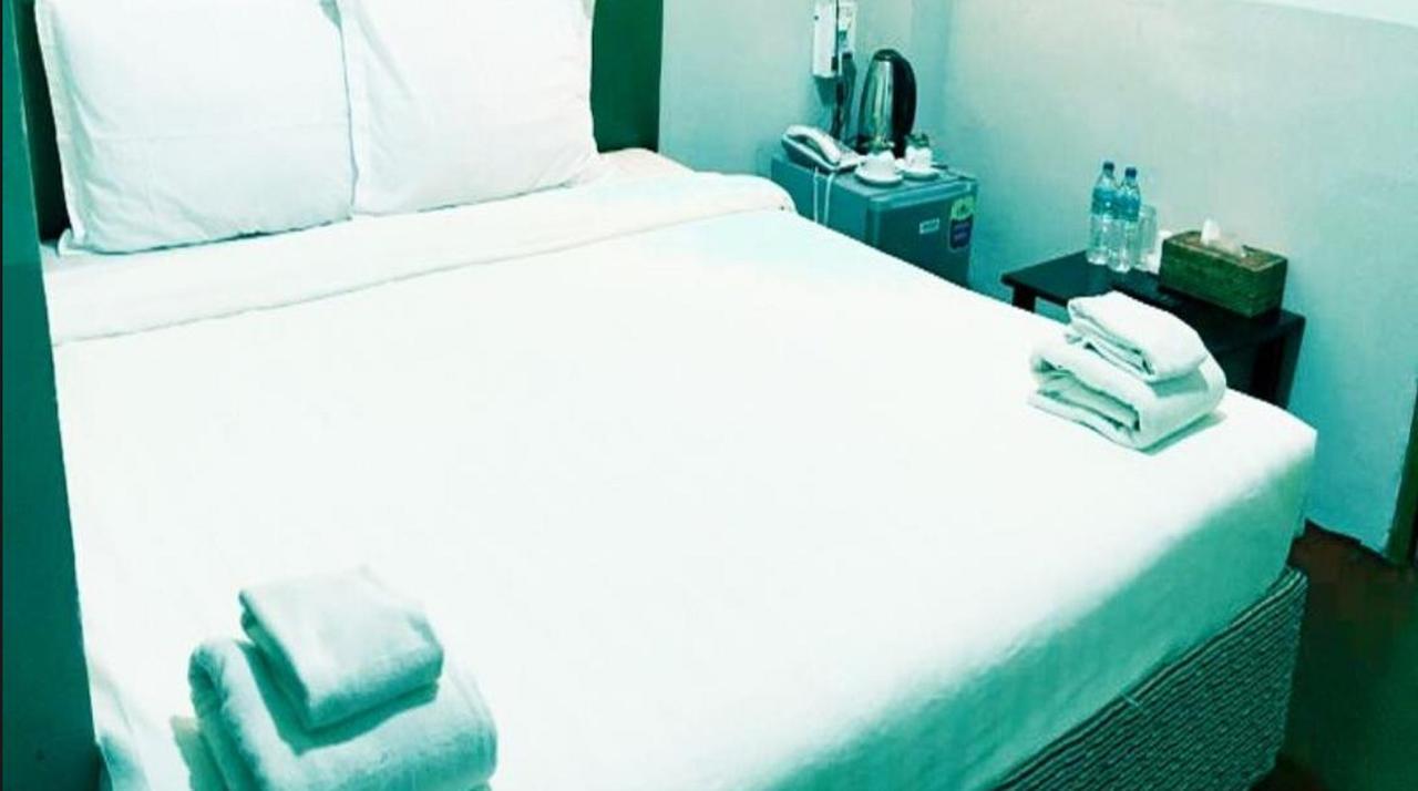 G Star Hotel Янгон Экстерьер фото