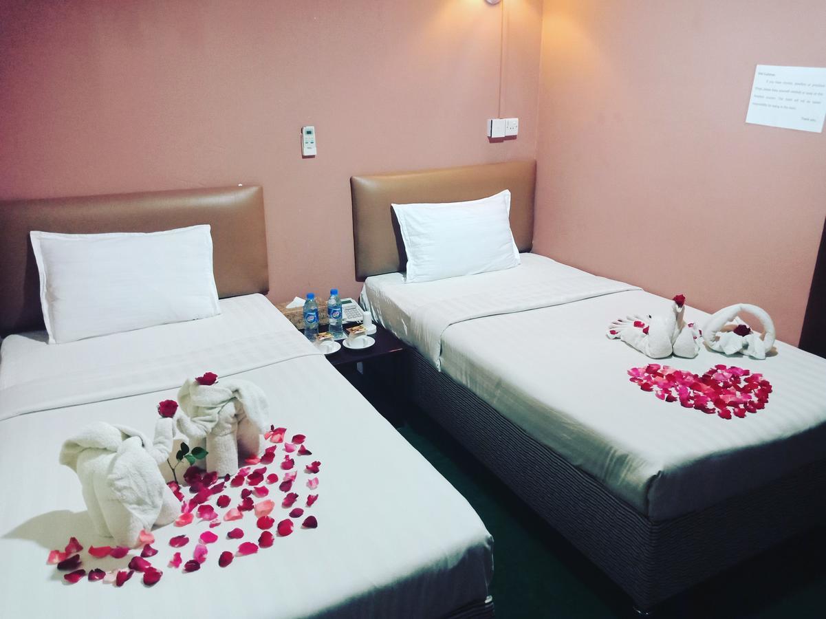 G Star Hotel Янгон Экстерьер фото